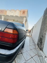 بي 730 • سيارة • مجال