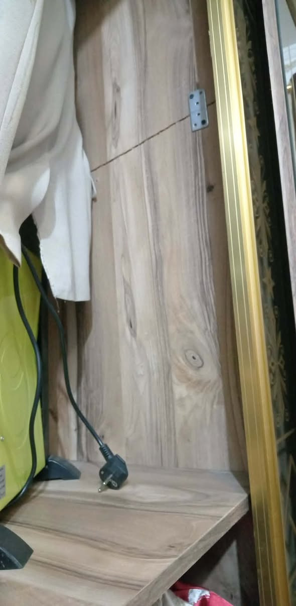 السلام عليكم غرفه تركيه للبيع نضيفه سعر ٩٥٠ وبيها مجال بيها ضرر بسيط الشراي يدخل خاص ويدلل


**إذا كنت صاحب هذا الإعلان وتريد حذفه لأي سبب، رجاءا أرسل رسالة إلى الدعم الفني**
