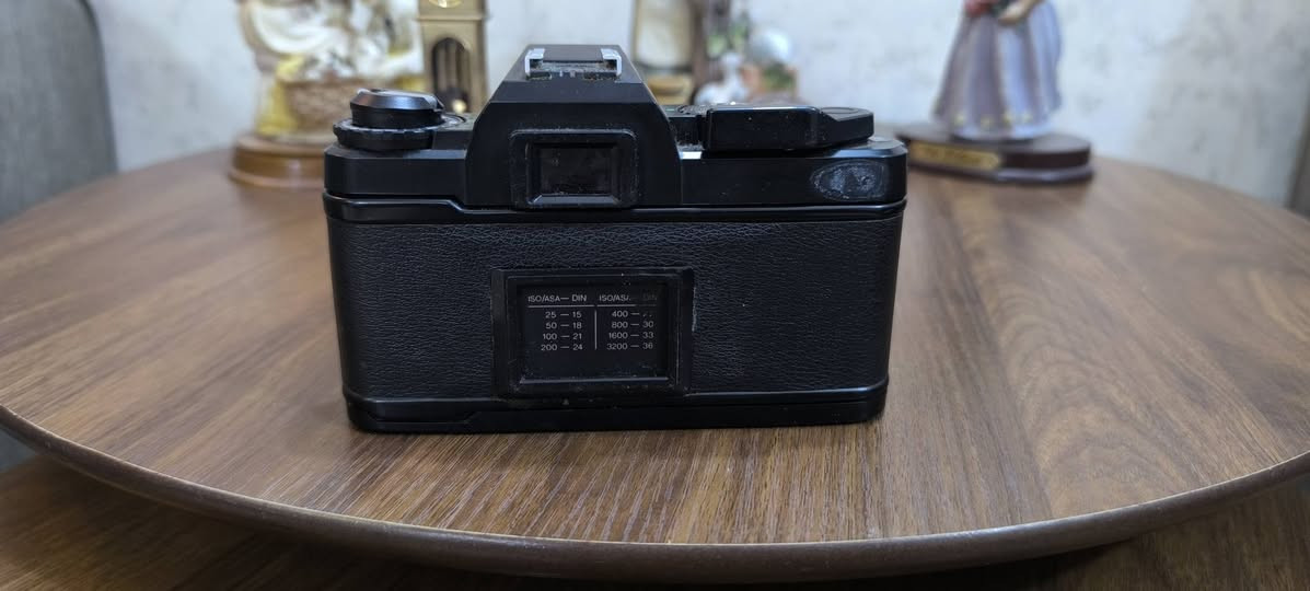 السلام عليكم
1. كاميرا فوتوغرافيه CHINON السعر 45

2. كاميرا فوتوغرافيه PENTAX مع الكارتون بدون عدسه  السعر 50

3. كاميرا فوتوغرافيه Minolta بدون عدسه السعر 30

4. كاميرا فوتوغرافيه Minolta بدون عدسه السعر 25

5. كاميرا فوتوغرافيه DACORA السعر 45

6. كاميرا فوتوغرافيه Kodak بلاستك السعر 35 

التوصيل 5 بغداد 6 باقي المحافظات


**إذا كنت صاحب هذا الإعلان وتريد حذفه لأي سبب، رجاءا أرسل رسالة إلى الدعم الفني**