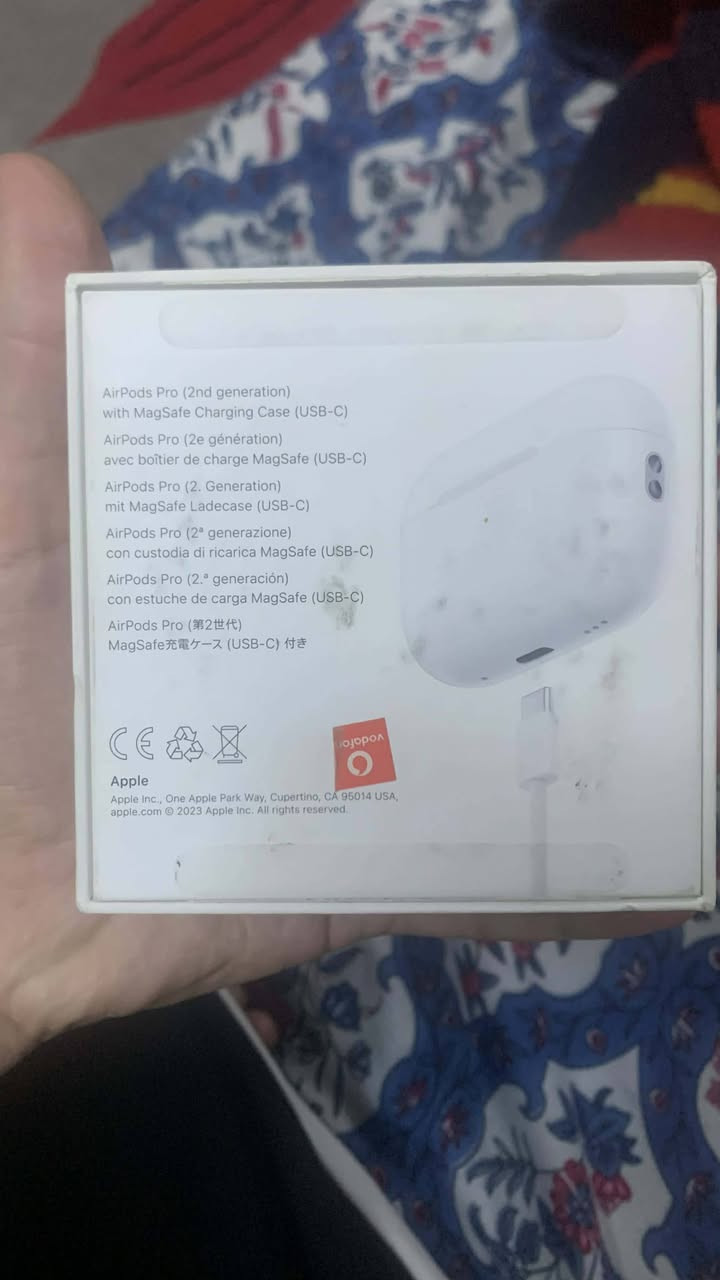 Air Pods Pro 2
ايربود الاصليه نظيفة كلش 
سعره 225
مكاني بغداد الشعب 
لي مايعرف يكدر يبحث عليه ويشرف سعرهه ومواصفاته
***********
