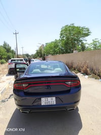 جارجر ٢٠١٦ سته ٣٦٠٠ بدون ايرباك صبغ جزء من قبغ الجنطه فقط سياره جديده ...