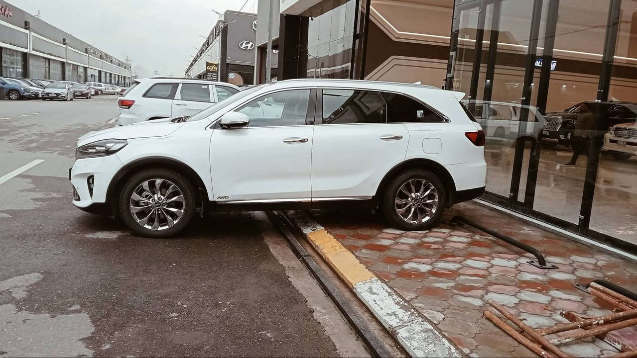 ‏السلام عليكم
كيا سورنتو 2019خليجي  كفاله عامه
تخم تاير حداديه جديده فول
جاهزه %100
السياره   مال جناي
رقم سياره اربيل
المواصفات
بصمه
بصمه ابواب
6 سلندر
7 راكب
3 قطع تبريد
جنطة كهربائية
جنطة ذكية
كشنات جلد
كشنات كهرباء
بردات خلفيه
ترحيب عند الاقتراب
تحديد مسار
5 انظمة قيادة
اوتو هولد
نظام ترحيب
4 جامة اوتو
ويل كروم 19
حساسات امامي و خلفي
اشارات بالمري
كروز سرعة
تحكم استرن
لايت زنون
السـعر |245 بي مجال
العنوان | الموصل
اتـصال|***********
🚫غير متواجد ماسنجر
