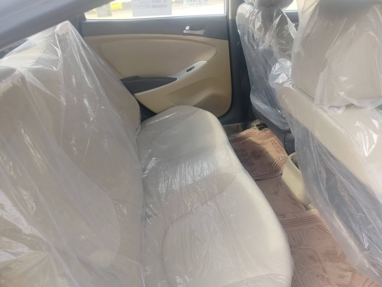 سلام عليكم للبيع اكسنت مديل 2013 وارد خليجي محرك 1600 محرك شرط كير ومكينه بيه رشات صبغ   بدون تبريد تخم تاير جديد باتري جديد حداديه جديده سنويه منتهي سياره جاهزه ما عده التبريد ناصريه سوق شيوخ قرب بانزين خانه سعر 80 وبيه مجال بسيط تصال ‏‪‪0772 301 2542‬‬‏ فقط
