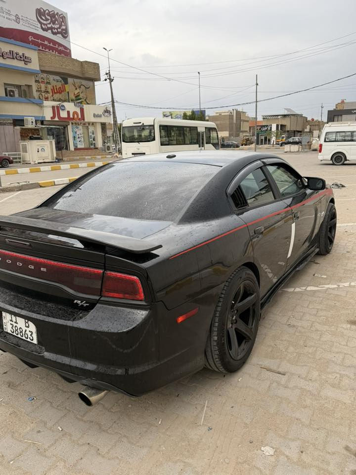 السلام عليكم
جارجر مديل  2013 كلين تايتل  مابيها قطره صبغ 

مكينه ارتي 5700 

سياره فول عده الفتحه 

متعوب عليها وجاهزه من كلشي كزوز 

حداديه تخم تاير صار سبوع من شديته 

ويل نجمه ابو الخسفه القويه 

ماشيه 190 حقيقي 

مامشتغله خط وهل أمور 

مكاني نجف حي السلام 

السعر 153 

***********
