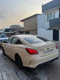 تاكسي • ٢٠٢٥ • ١٠٠٠٠ كم