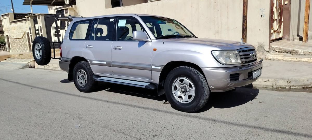 لاندكروز مونيكا 2003 قطري سياره بسمي اني الشرعي 
سياره جاهزه بدون قطره صبغ بدون ضرر 
🥶 تبريد / تدفئه 🤚 شرط
كير محرك 🤚 شرط ‼️ منضومه غاز 
سيارة فول بس كير عادي
اكسل دفلوك  كلو شرط
اربع جام كهرباء فتحه سقف
سبير علاك
كابون بانزين
شرط الوكاله 🤚 ‼️ والتحويل
سياره على وضع الشركه
ماملعوب بيها / كلها عل بلاد
مكان السياره موصل
السعر 175 وبيها مجال 
رقم الهاتف //***********
