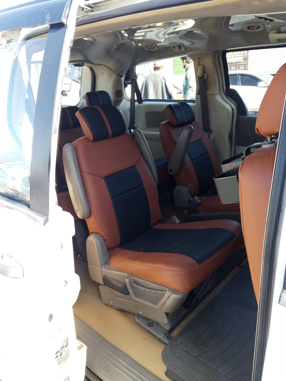 السلام عليكم ورحمة الله وبركاته دوج كرايسلر استيشن 7راكب 2008 رقم اربيل هزه وتحويل جديد بسمي سنويه جديده سياره تخم تاير جديد باتري جديد صدر جديد تبريد ثلاث قطع محرك كير مكفولات دوشمه جديده مكفوله من حادث فقط جاملغين اماميه بيهن صبغ بدون دواخل اثر شخوط سياره مال جناي السعر 140 اتصال ***********
