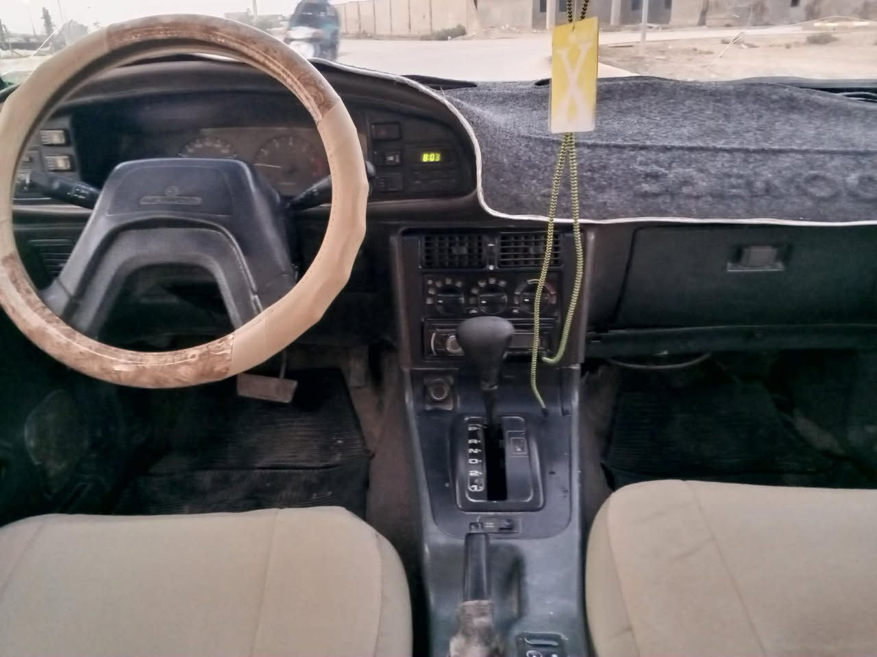 السلام عليكم برنس للبيع رقم بابل موديل 95 مكينة وكير وتخم تاير وحداديه جديده السياره نظيفه السنويه الل27 المكان بابل الطليعه السعر 30 وبيه مجال ***********
