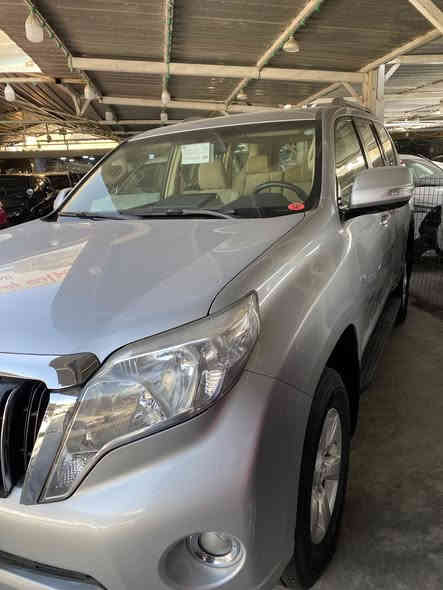 سلام عليكم
يتوفر تويوتا برادو 
موديل 2014
4 سلندر 
معرض خيرات بغداد المركزي بغداد الوزيريه مقابل المجمع العلمي 
الاستفسار 
ابو تماره ***********
حسن ***********
