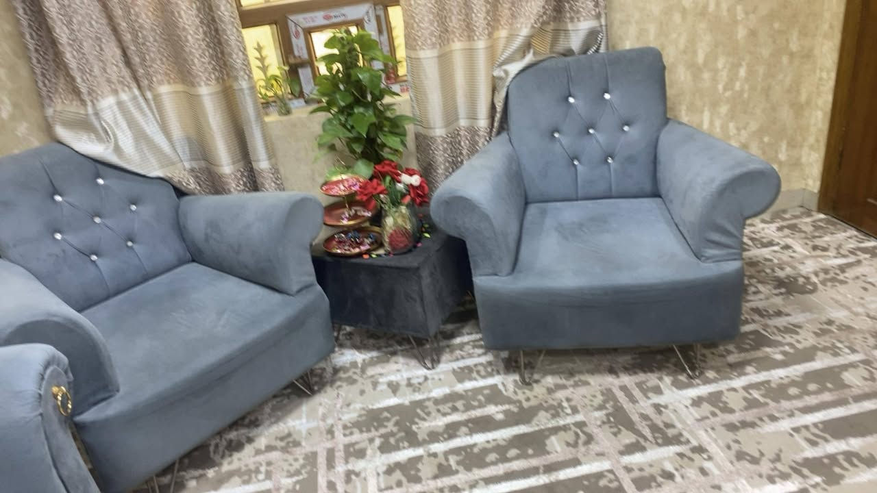 تخم 10 مقاعد سعره 250 وبي مجال 
مكانه تكريت القادسية


**إذا كنت صاحب هذا الإعلان وتريد حذفه لأي سبب، رجاءا أرسل رسالة إلى الدعم الفني**