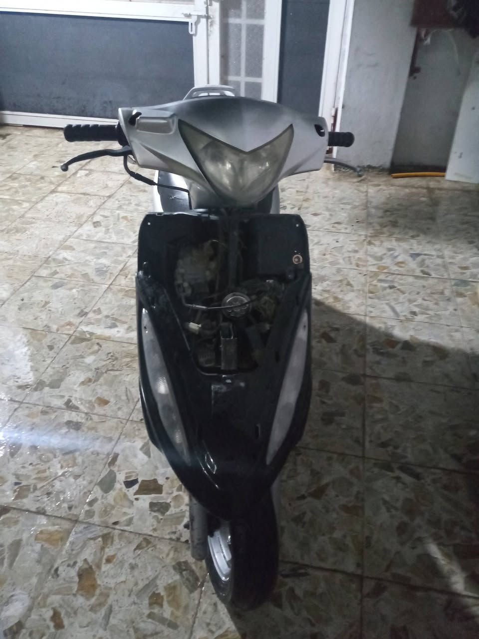 كامكو جي 4 للبيع 225 و بيها مجال مكان نجف كوفه قرب مسجد السهله ***********
