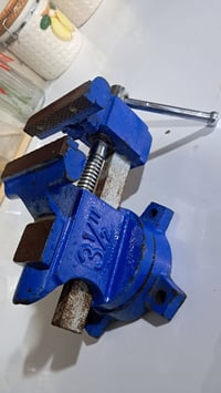 لوووك غير مستعمل منكنة حجم صغير السعر ٦٠الف يوجد توصيل ٠٧٧٠٢٥٥٩٤١٢سيد ...