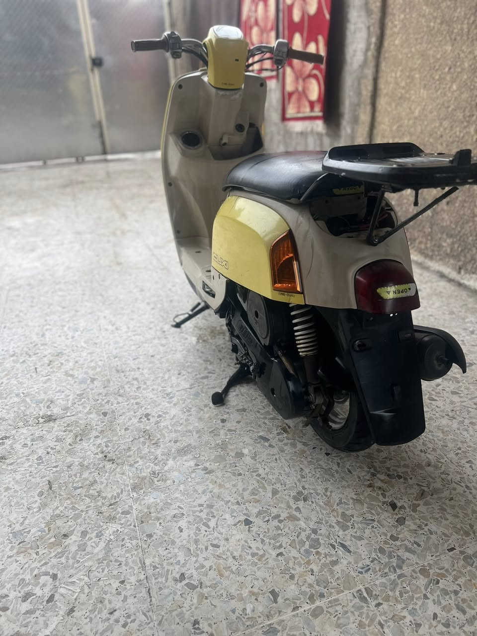 سلام عليكم دراجه بوليس البيع دراجه نضيفه كفرات صليه ختم واحد ويه المكينه مكينه بلاديه مامفتوحه العنوان بغداد الكماليه سعر سبعميه وخمسين وبيهه مجال الشراي تصل ***********
