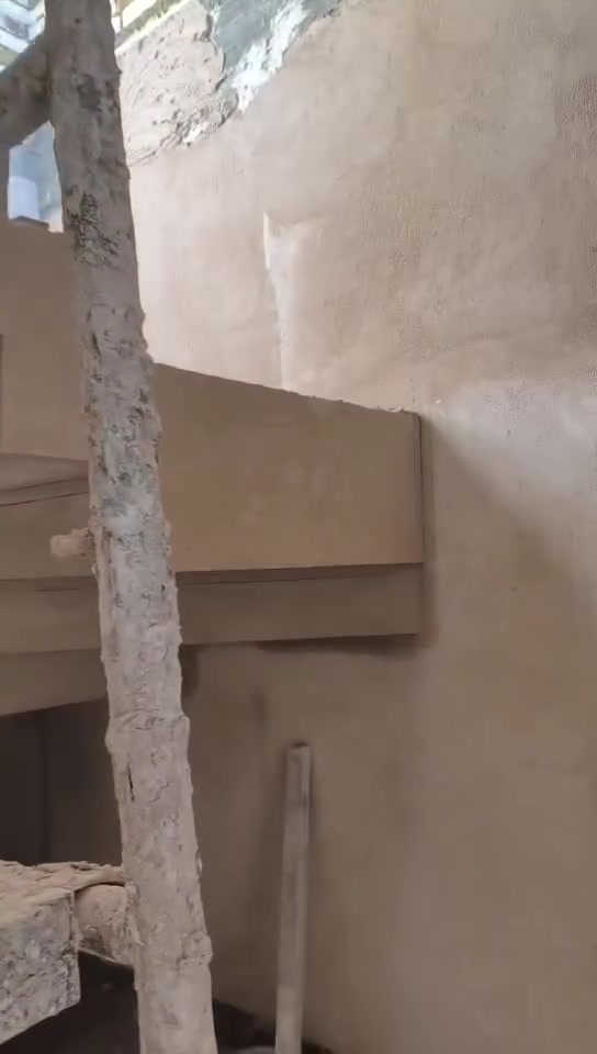السلام عليكم جزه من الشغل
البخ جص وسمنت شغل درجه اولى فول 
كرسته وعمل او بس عمل مكان الديوانيه 
الاستفسار تصال بل رقم ***********
