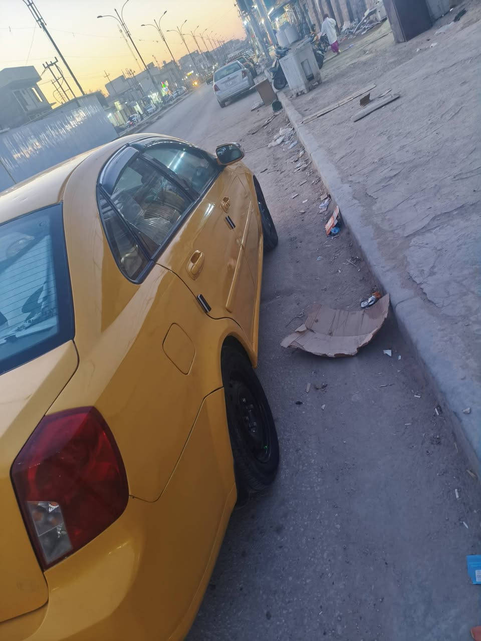 السلام عليكم ابو تريل للبيع 2007 باسمي رقم كربلاء هيئه غرامات مصفره بيها بس شامله خليج ماكينه 1600 مسكر ماكينه جير مقفولات السعر 58 وبيها مجال مكانها كربلاء ***********
