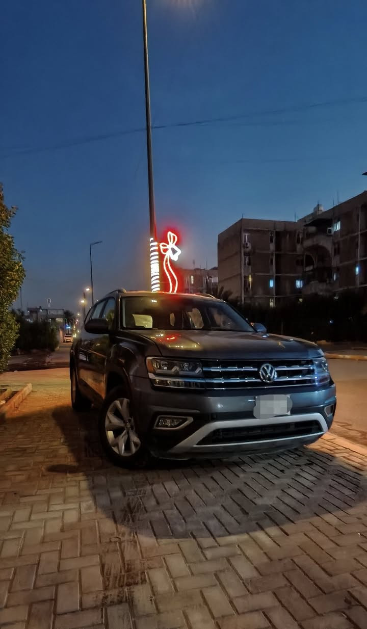 السلام عليكم من رخصة الأدمن المحترم
سياره فولكس واكن اطلس 2019
 لون فيلي رقم بغداد
ماشيه 72,000km
السياره بيها بابين و جاملغ
السياره ما متعوبه استخدام بسيط
محرك 3600 V6
تايرات تخم كامل جديد ادامه كامله دوريه زيت فقط من الوكاله
العنوان بغداد زيونه
السعر 22,500 وبيها مجال بسيط 
رقم تلفون *********** او ***********
