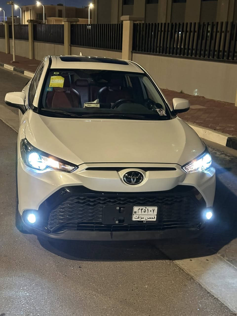 السلام عليكم
فرونت لاندر هايبرد 2024للبيع ماشيه 28000
مواصفات
1لون ابيض
2_داخل لو احمر
3_كمرات اماميه وخلفيه
4- حساس امامي خلفي
5_فتحة سقف
6رادار خروج عن المسار
7- تثبية سرعة
8_كراسي كهرباء
السياره مكفولة  رقم بصره سعر 165 وبيه مجال
رقم الاستفسار ***********
