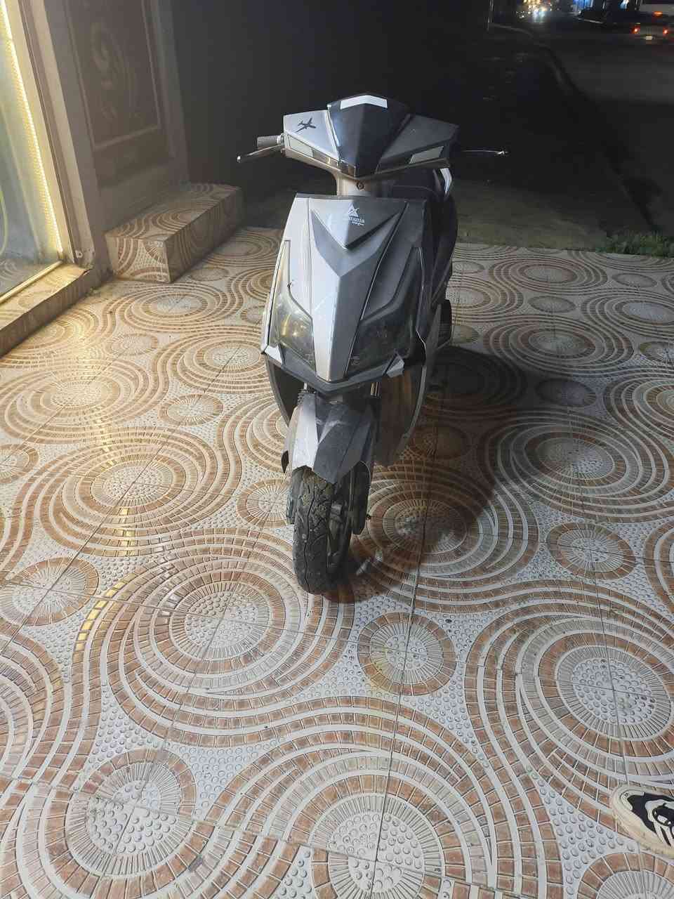 سلام عليكم مطور شحن نضيف كدم العين مطور دمعه شرط التحركه نار السعر 375وابي مجال  الطبين راجن المشراي لااتخبر
***********النتصال او واتساب
