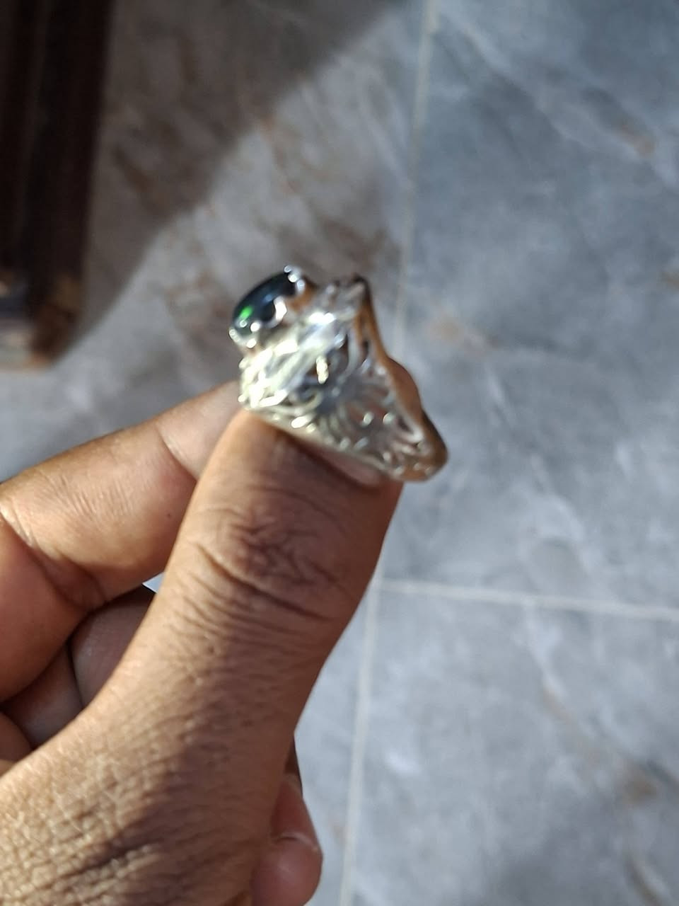 السلام عليكم وين عشاق الاوبال  925 طلاء راديوم
ب 80 وبي مجال للطيبين 
***********
