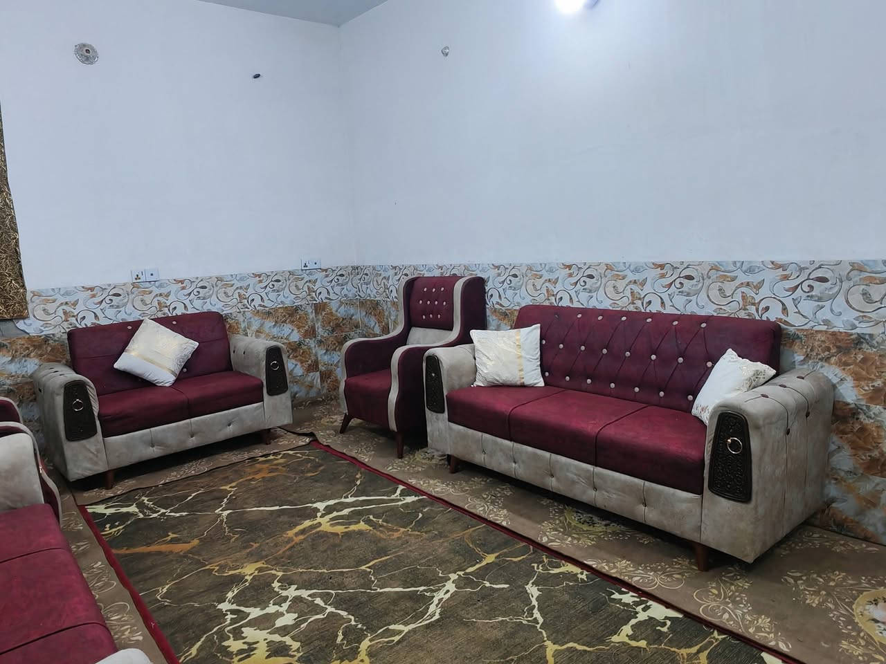 تخم 10مقاعد تسكام كله بلوك اسود شرط درجه اولى حيل نضيف مابي اي ضرر السعر265 العنوان كربلاء بدايه الأمن الداخلي يوجد توصيل داخل كربلاء ***********
