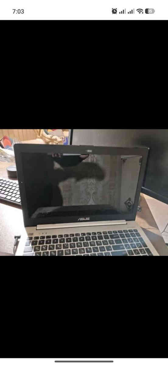 لابتوب Asus مع كامل الملحقات مع شاشة خارجية قياس 24" بحالة ممتازة، السعر 170 دولار، المكان اربيل. توصيل او موبايل *********** أربيل, العراق
