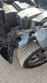 السلام عليكم سيلتوس موديل 2024
موجوده بلحره
تو كلر بدون ايرباك
السعر مطروح بلحره 12 الف دولار
الاتصال
***********
