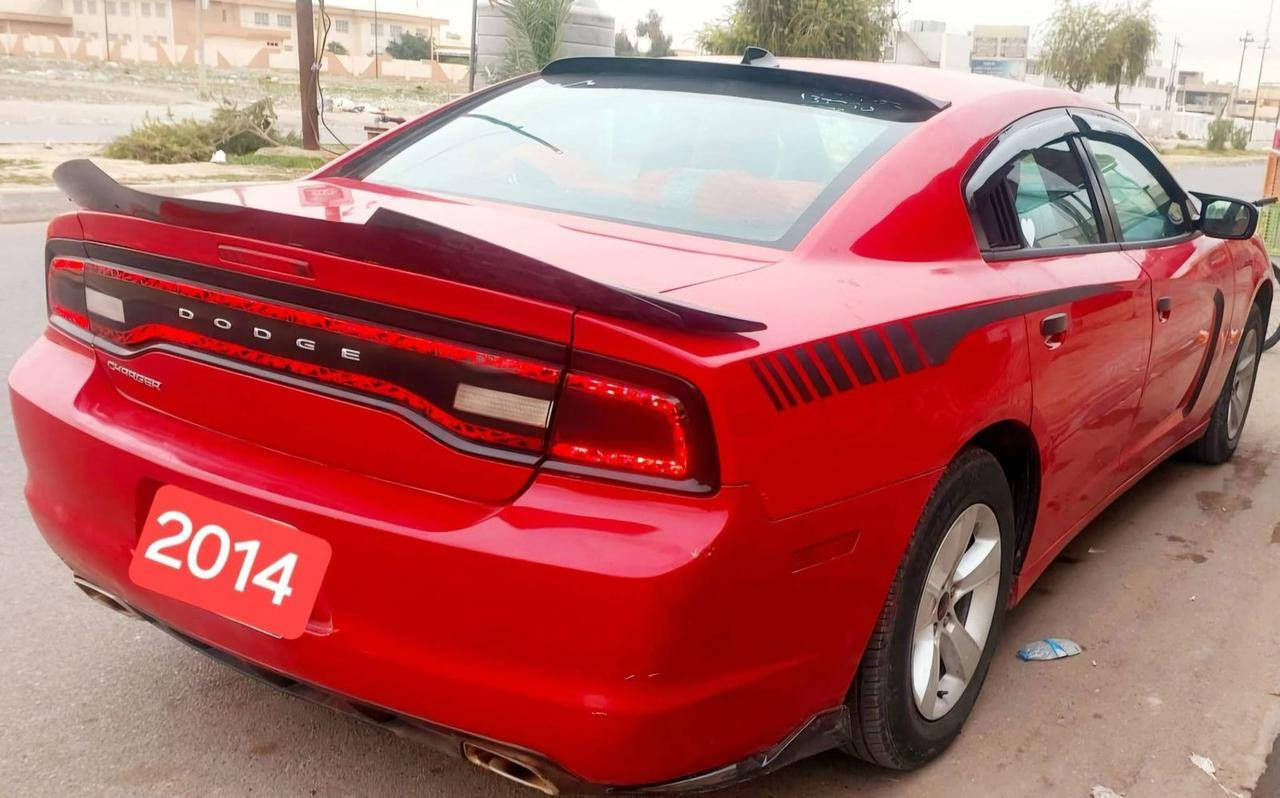 سلام عليكم جارجر مديل 2014
محرك 3600
كصه جنطه فقط كير محرك شرط 
محدثه srt
سعر 58 وبي مجال 
ات// ***********
