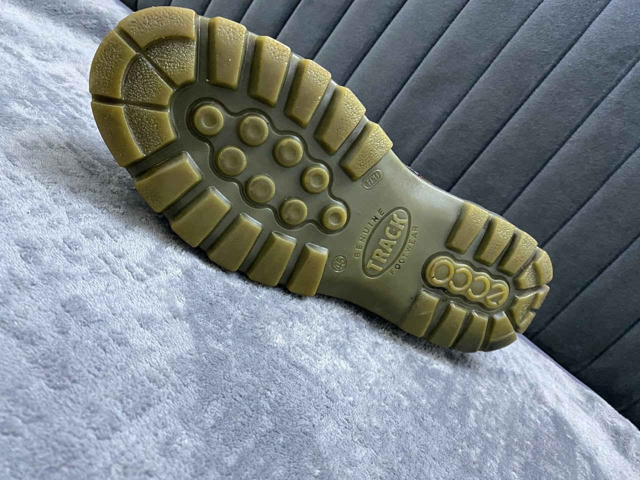 ايكو اورجنال اصلى قياس ٤٥ ..للعجز راسلنى


**إذا كنت صاحب هذا الإعلان وتريد حذفه لأي سبب، رجاءا أرسل رسالة إلى الدعم الفني**