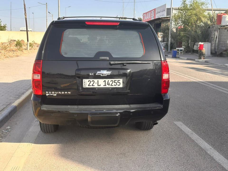السلام عليكم
شوفر موديل 11
خليجية شبر صبغ بالبنيد وشبر بالدلعة
فول 
LTZ
شاشات سقف ودشبول
كشنات جلد
منضومة بانزين جديدة

رقم اربيل خصوصي تحويل ووكالة حاضر

طخم تاير تبريد
محرك كير كلة جديد
مكانه بصرة السعر 215
بيه مجال قليل
‭0782 388 4047‬
