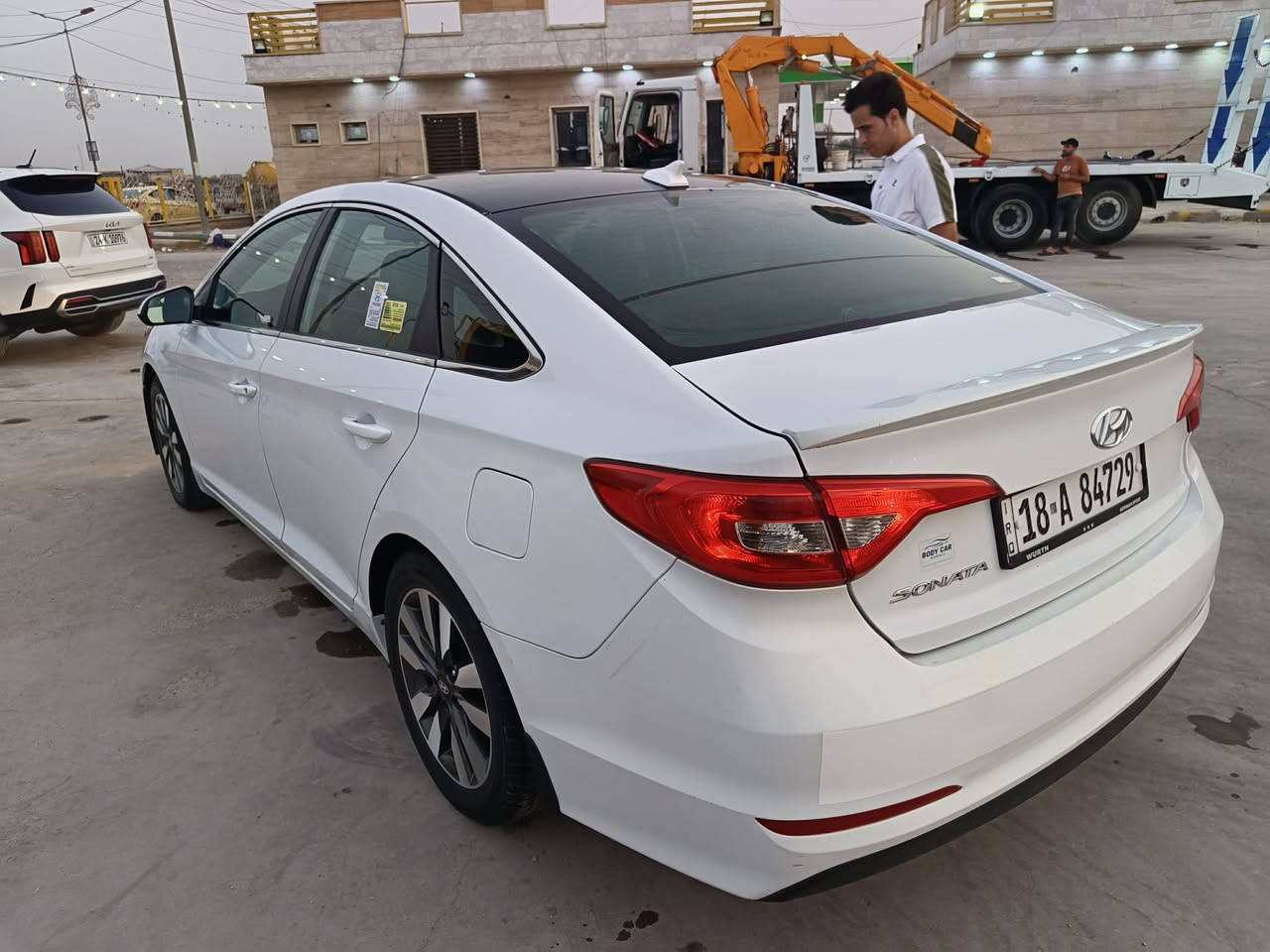 سونتا 2016 امريكي قطعتين باب وجاملغ
رقم بابل الجديد بأسمي
شاشه جبيره نقطه عمياء
تحكم ستيرن جهتين 
ثلاث وضعيات قياده وباقي المواصفات كدامكم 
مكينه بدون تنقيص ولا دوانز شرط كير حداديه كفاله تخم تاير دوشمه كشن وأرضيه سعرها 118وبي مجال مكاني ديوانيه 
***********
