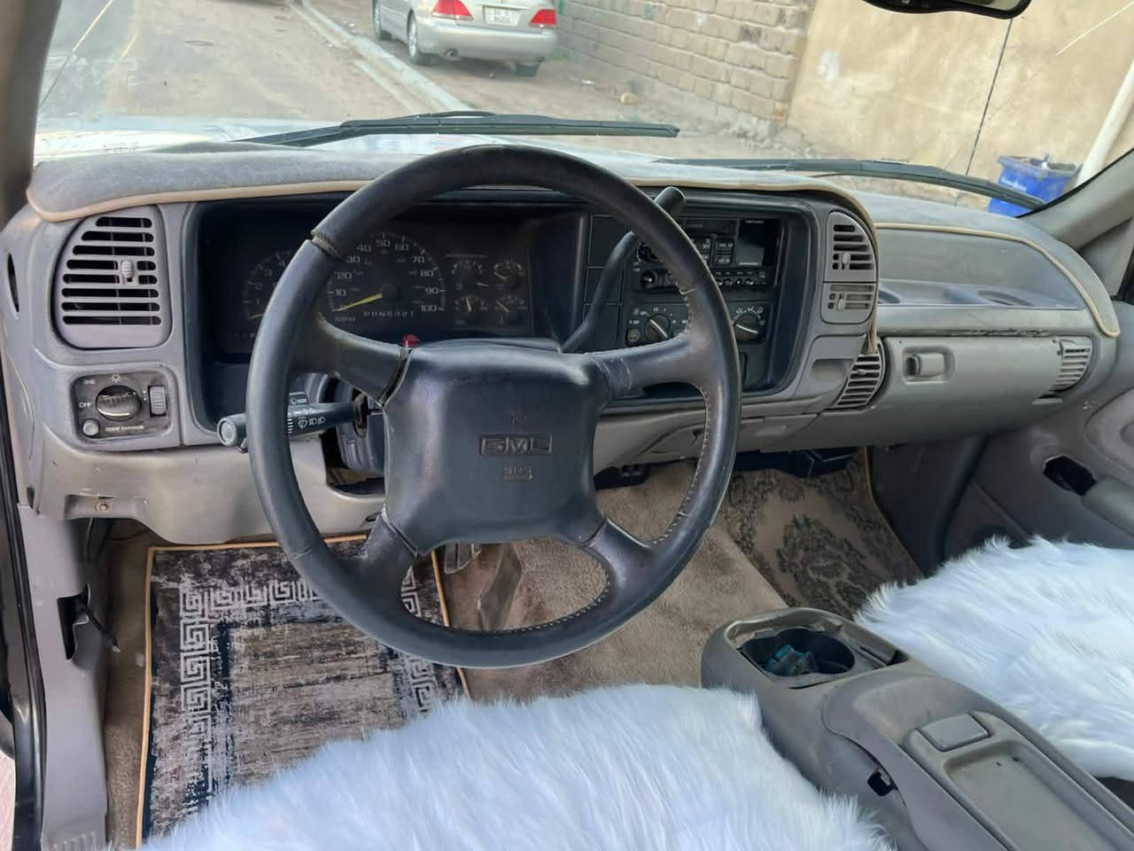 بيع او مراوس بجيب او مارسدس اوبي ام مديل ٩٥مصبوغه عام جماليه مشروع وطني صاحبهه بل بصره للستفسار***********
