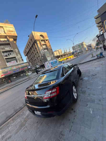 السلام عليكم فورد تورس لمتد نيفا خليجي مكفولة من الضرر والصبغ والتبديل كير مكينة صدر تبريد جدد ماشية ٩٨ بأسمي السيارة نظيفه جدا  سونار حديث بالمنشور مكانها الكرادة سعرها ١٢٣ للاستفسار
***********واتساب
***********
