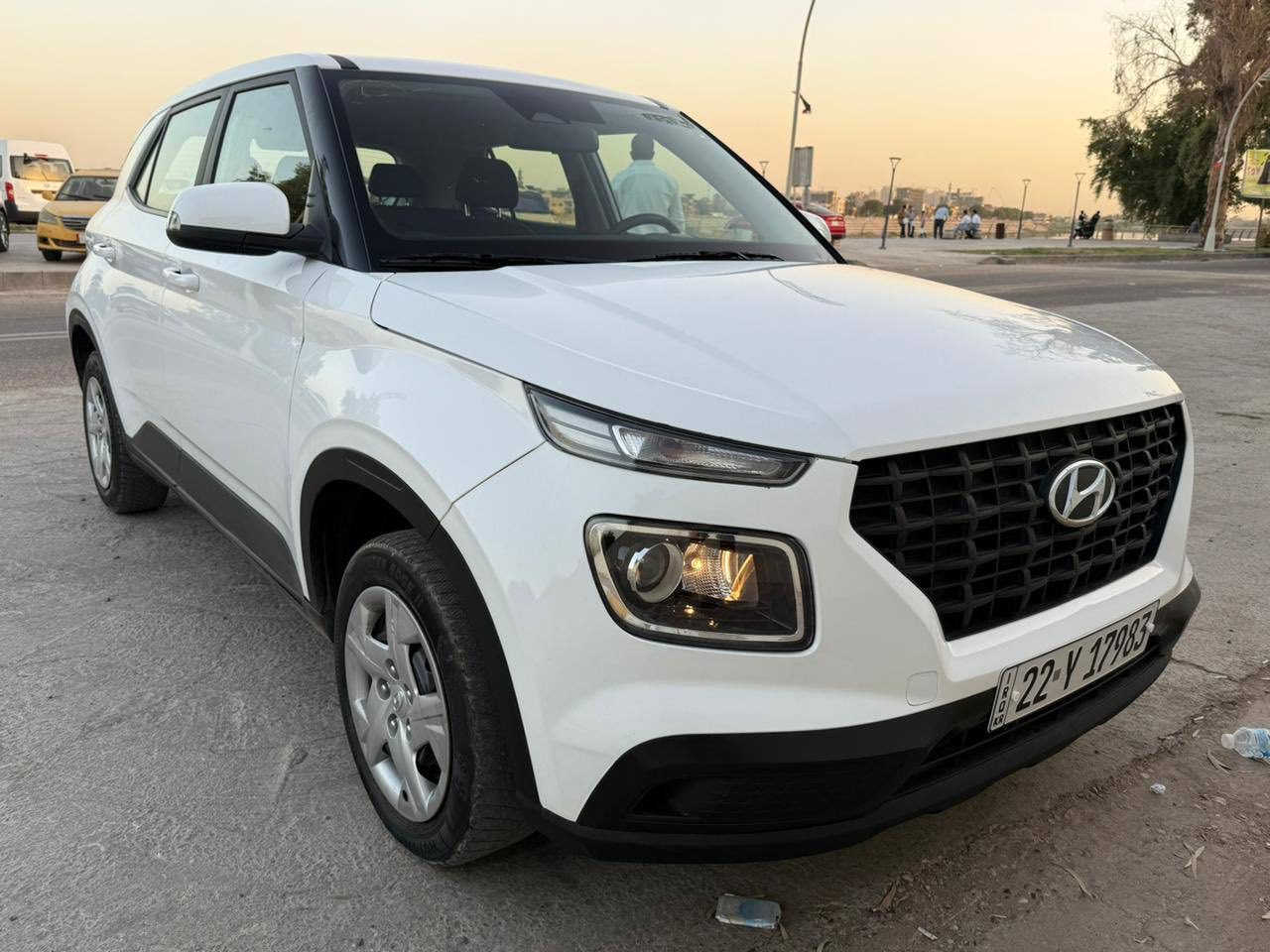 السلام عليكم
هيونداي فينو 2023 صبغ جاملغ فقط بدون ايرباك اربيل بأسم شركة وكالة او تحويل مضمون حادثهه مرفق مع الصور 
المواصفات : شاشة ديجتال / شاشة كبيرة / رادار امامي / تحكم ستيرن / اشاير مري / محرك 1600 دوش دبل نوزل / تدفئة ستيرن / كروس سرعة / مانع انزلاق 
مكاني : بغداد📍 
للتواصل والاستفسار : *********** : ***********
