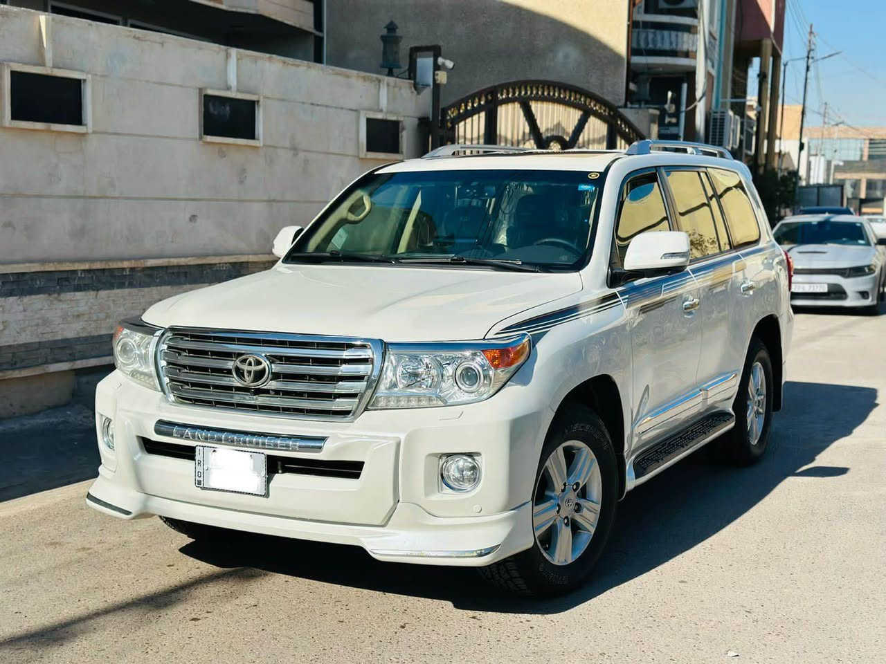 لاندكروز ٢٠١٤ بريم اصل 
فول مواصفات رقم بغداد باسمي 
سونار موضح بالصور 
مكاني بغداد 
السعر ٣٤٥  وبيها مجال 
*********** بغداد, العراق
