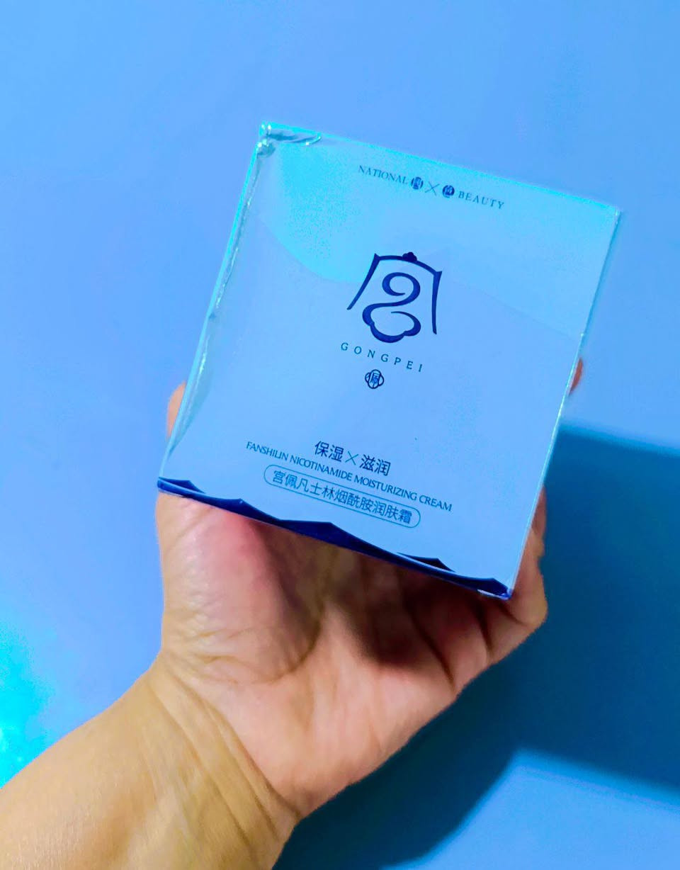 كريم للعنايه بجسم لتصبغات الجسم
مرطب لتفتيح و للتغذية البشره
عطر بدون طويلاً المنتج كوري
توصيل لجميع محافظات العراق سعر 7


**إذا كنت صاحب هذا الإعلان وتريد حذفه لأي سبب، رجاءا أرسل رسالة إلى الدعم الفني**