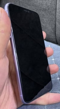 آيفون ١١ • ١٢٨ • بطارية ٩٥