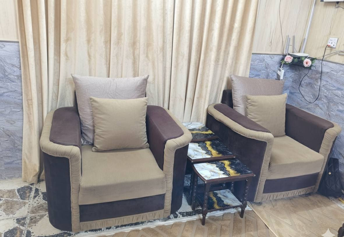 للبيع ديوان تركي 9 مقاعد مع الكرسين
سعر200 الف

للاستفسار واتس اب ***********
