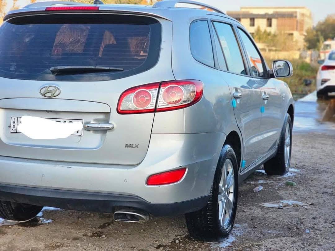 سنتافي كاز ٢٠١٢ سياره جاهزه للأخير متومه وكامله حصه كاز ٤٠ لتر كصه جنطه السعر 55 وبيه مجال او مراوس بسياره صالون كوري فقط ناصريه مركز للاستفسار الاتصال على الرقم ***********
