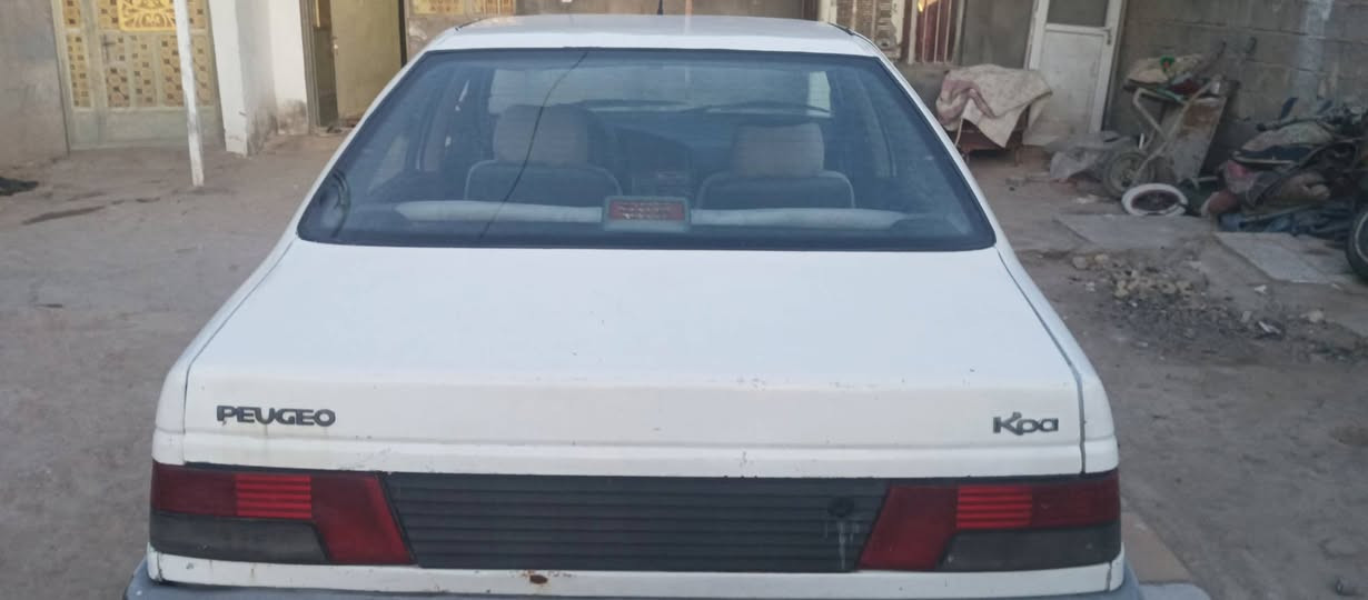 سلام عليكم سيارة بيجو رأوا موديل 2009 مكينه تبخر لكير 3ميجي فقط تحم تاير صدار امامي خلفي خير من آللة سعر 15ورقة وبيه مجال قليل لبكان سلمان باك لمدائن التكفل سرقه وعشائر ***********
