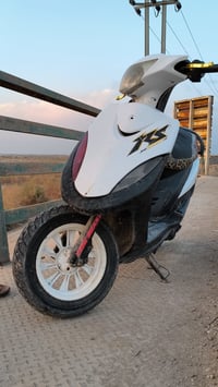 دراجه ماكس للبيع السعر ٣٥٠ وبيه مجال عوزه  نواقص بسيطه الشراي عله هاذه...