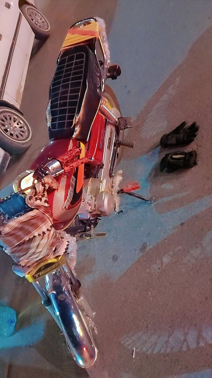 سلام عليكم تايكر موديل20 لبيع ماطور نشط  اي عيب مابي غير بي صوت بل محرك عصفير يتبدل ب 10 كهربيت كمل شقل سعر 300مروس يرهم مكاني كركوك  تكسر بي اسمعك  حجي مو حلو ***********
