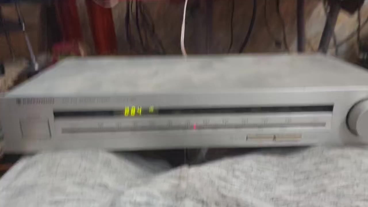 راديو كنووودموجات اف ام و اي ام والكثير لا اعرف تشغيله جيدا الجهاز بحاله جيدة
للبيع السعر ٦٥
***********
