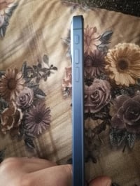 ايفون اكس ار • ٦٤ • بطارية ١٠٠