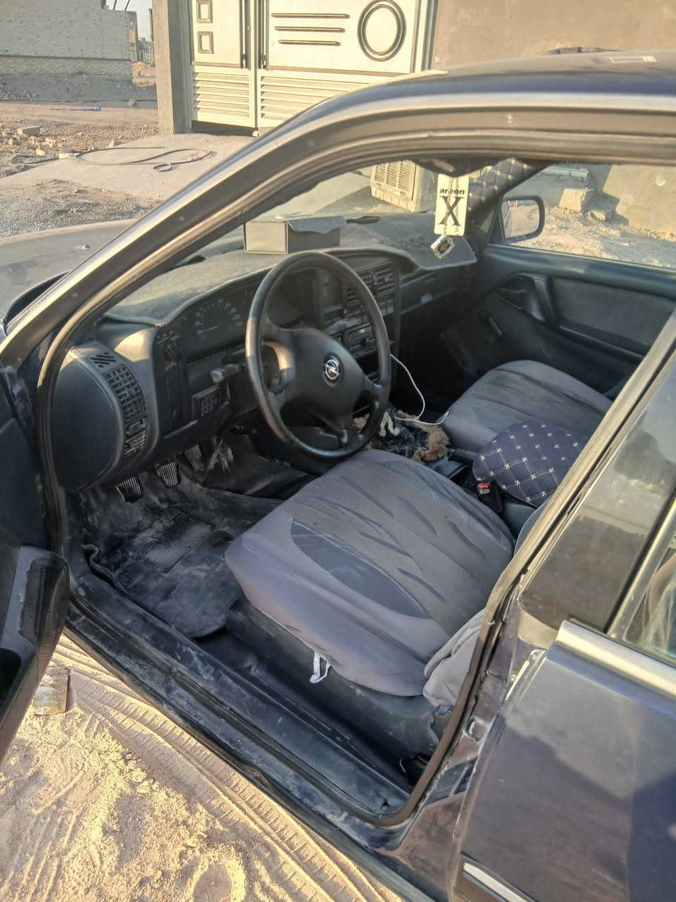 للبيع موديل 91 رقم بغداد انكليزي بسمي تخم تاير صدر محرك كير كشر سياره حلوه وجاهزه مكاني فلوجة الاستفسار الاتصال ***********
