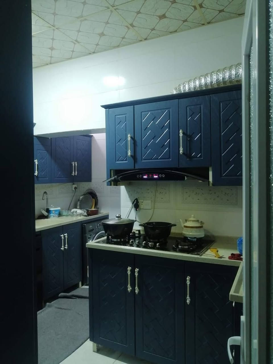 بــيع مستــعجـل وبـسعـر منـاسـب جـداً
دار  للبيــــع (طــــابو صرف) 

(الموقع حـي الـنصر قـرب مدرسة الكرام)
قريب للسايدين النصر و سايدين الجسر الرابع اليطلع للعسكري

المحتويات ⬇️
المساحه 140م طابو + 60 م فظله
واجهة 12 وربع

غرفتين النوم و هول و استقبال و مطبخ و صحيات عدد اثنين و محل + غرفه مع صحيات في طابق الثاني

 الاتصال على الرقم 

📞  ***********
