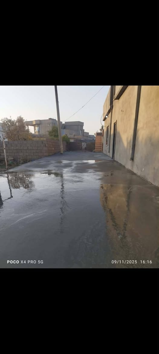 السلام عليكم يوجد كادر كامل 
(لصب💯 وحدل) البيوت مثل 
 صب  اللاش أو💯 صب السيراميك 
او الاساسات أو الأرضيات 
وحدل البيوت أو التكعيب أو الداير 
وبأسعار مناسبة جدا جدا 💯
***********
ومن الله التوفيق
