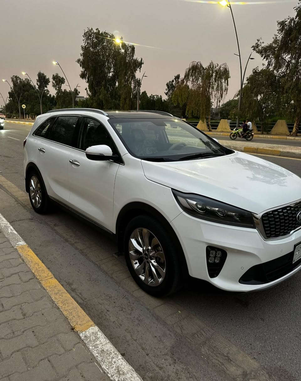 سورنتو خليجي
رقم بغداد 
موديل 20 
محرك 6V
ماشيه 72 الف 
كفاله 
••••
السعر 265$ بيه مجال 
***********
