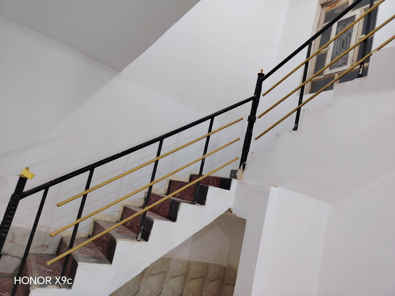 بيت زراعي بسديناويه قرب صفي الدين 
مساحه ١٥٥م بيت جاهز للاخير كافه الخدمات وسعر بلاش ***********
