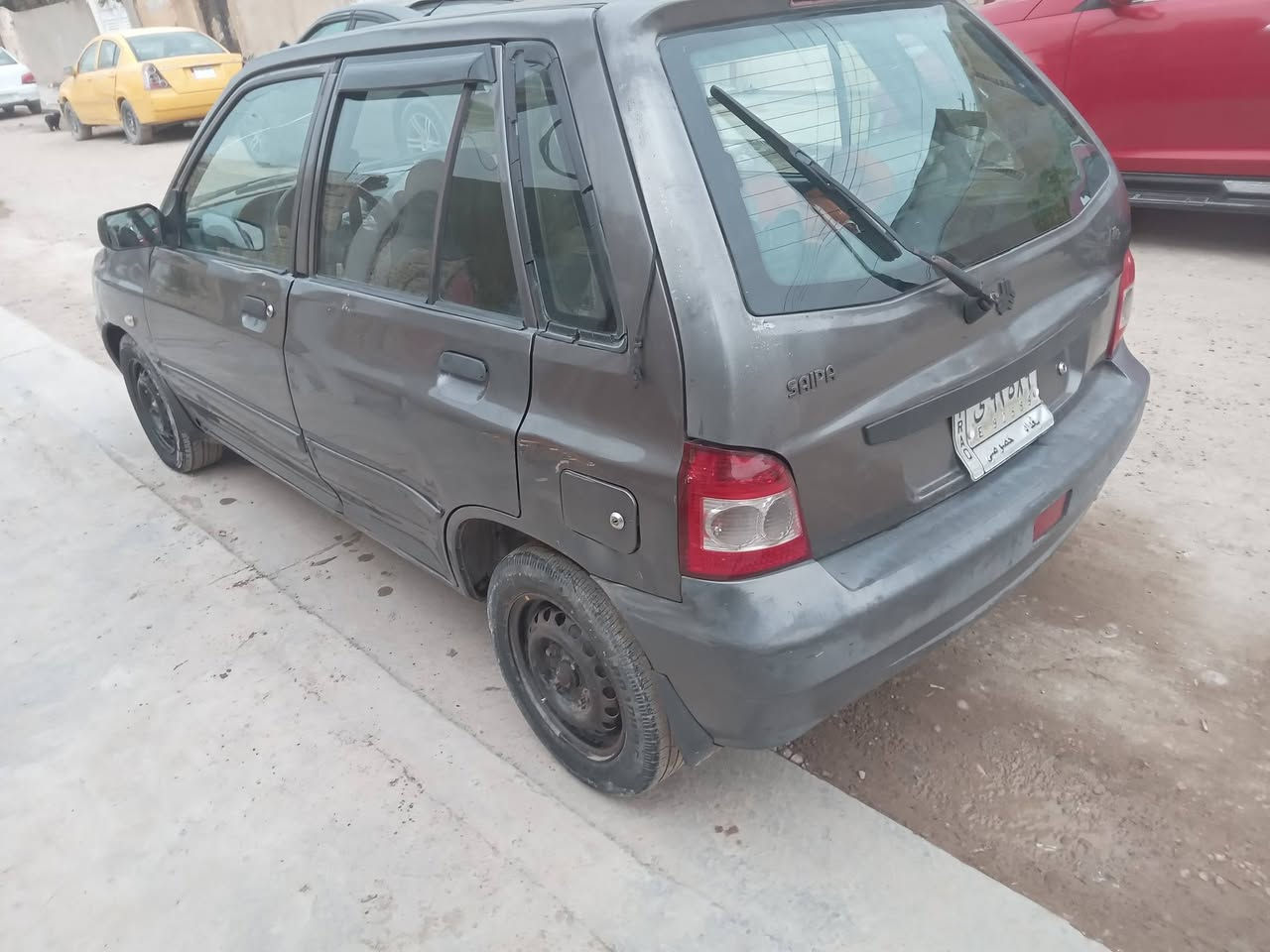 السلام عليكم سايبا ١٢ كير ومكينه جدد صدر جديد تبريد تندفئه شغاله عينه وصينية جدد  السياره مبدل بيه جاملغ الأمامي الأيمن فقط  شواصيه جدد 
رقم بغداد سنويه لحد ٢٧ 
بسم جيرانه تحويل ثاني يوم 
السعر ٢٨ وبيه مجال بسيط
مكاني بغداد الغزاليه 
رقمي***********
