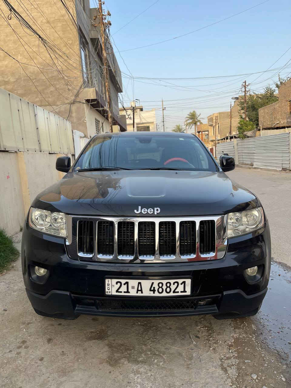 سلام عليكم للبيع فقط جيب لاريدو موديل 2011 ماشيه 155الف كم
سياره كلين تايتل سونارهه موجود بس بيهه نواقص بسيطه يحتاجلهه زوج اذاين مكينه و بيهه صوت رواجز بلمكينه فقط من بارده 
بيهه تخم تاير جديد 
سياره مامفتوح بيهه برغي 
فول مواصفات عده الفتحه ولمواصفات مالتهه معروفه بصمه وغيرها 

..مكانهه بغداد الزعفرانية 
سعرهه 140$ومجالهه بسيط 
للاتصال (***********)
